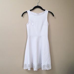 Peach Royal White Dress Eyelet Cutout Hemline XS